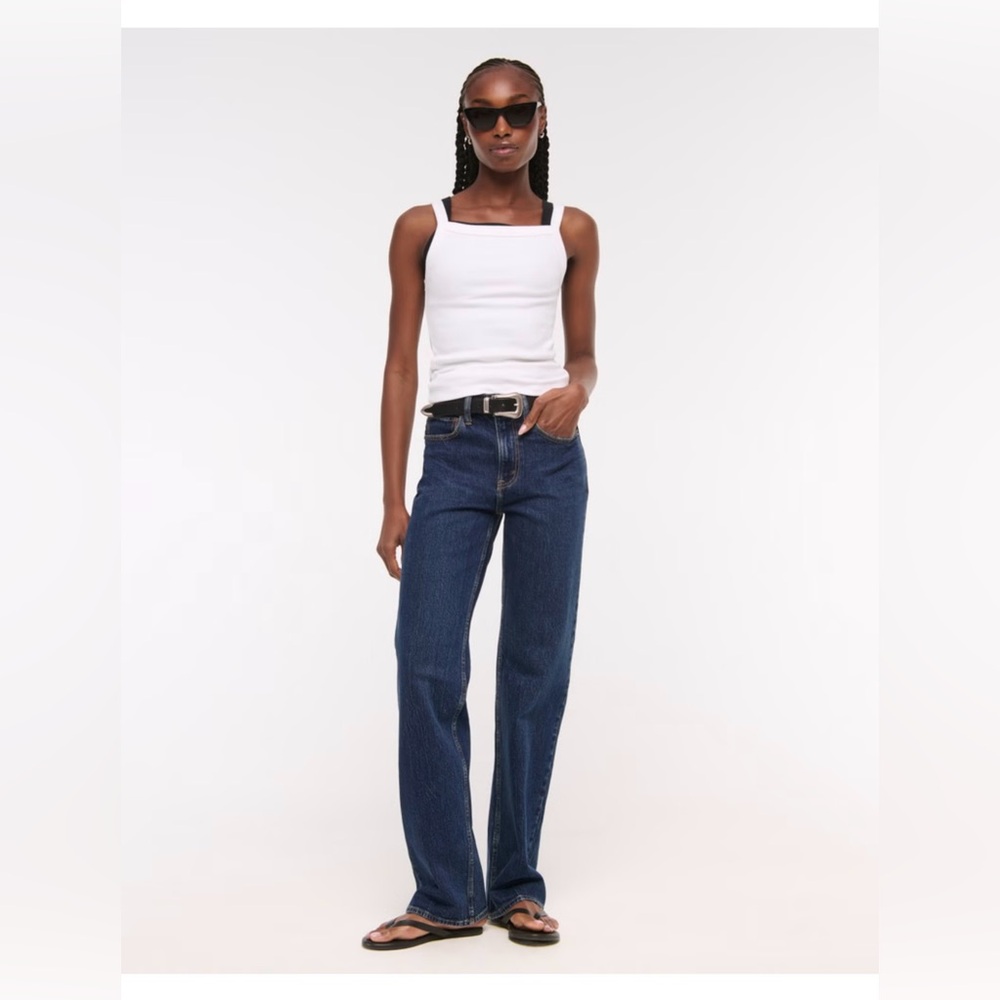 Abercrombie NWT Womens 90s Relaxed Jean (Curve Love) - 30 Short